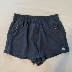 Vuori Dash Short 2.0 Grey Large